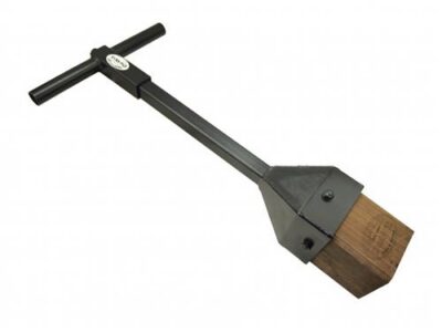 Bandenstamper met houten klos met schokabsorberende handgree